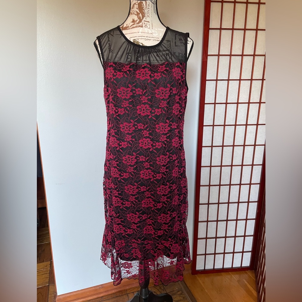 NWT Kaktus Sleeveless Lace Dress, Size L